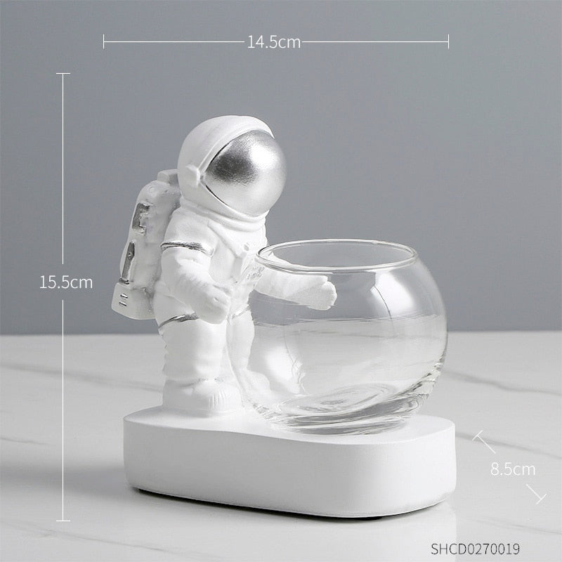 Astronaut Hydroponic Resin Decoration